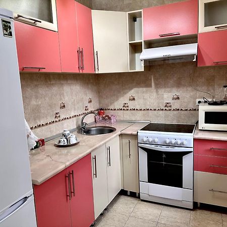 Apartmán Майлина 10 Аэропорт Turksib Exteriér fotografie