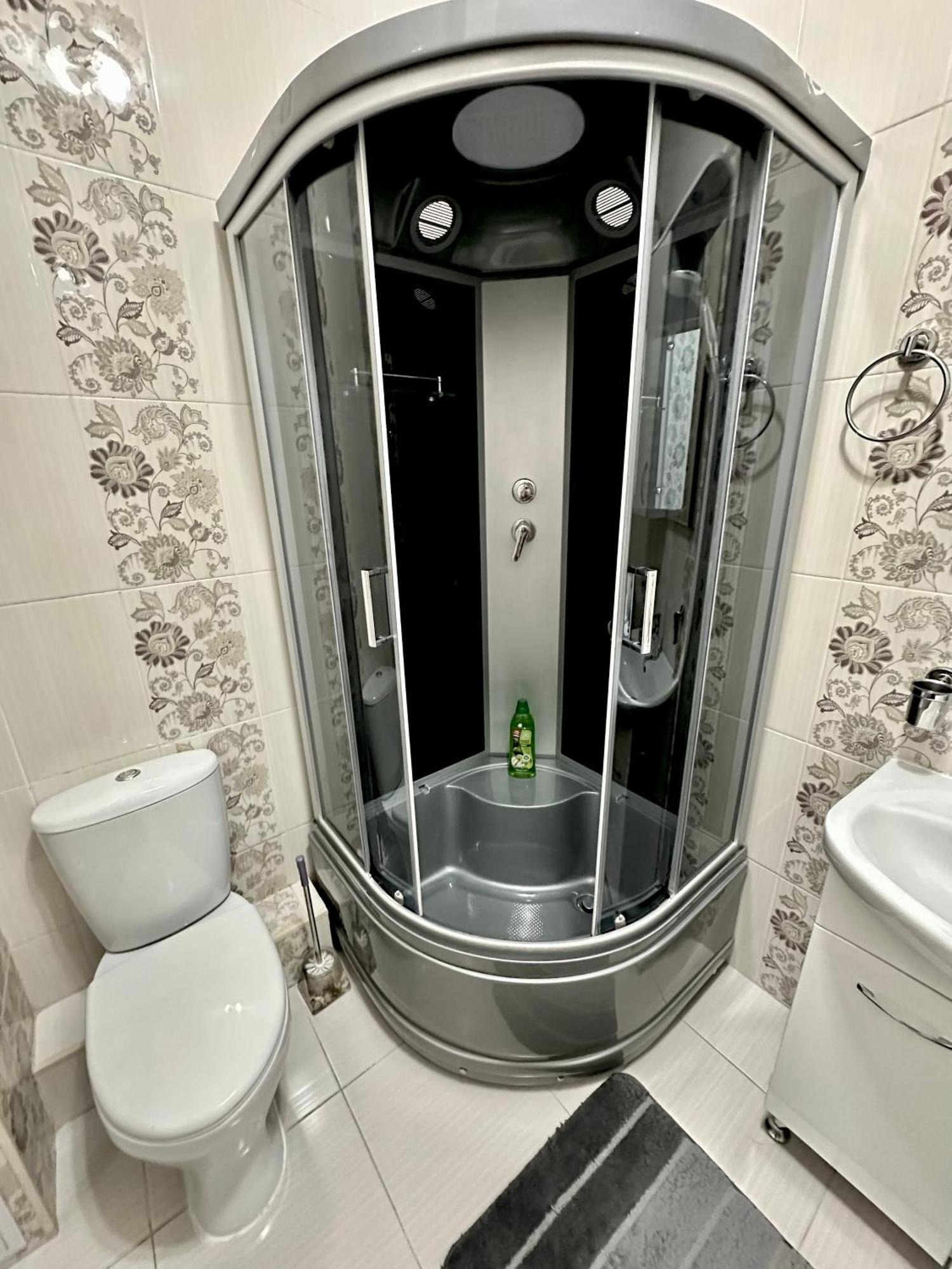 Apartmán Майлина 10 Аэропорт Turksib Exteriér fotografie